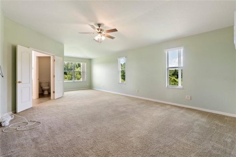 House in Land O' Lakes, Florida 5 bedrooms, 314.94 sq.m. № 1317979 - photo 30