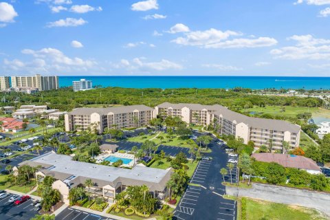 Condo in Jupiter, Florida, 1 bedroom  № 1116861 - photo 2