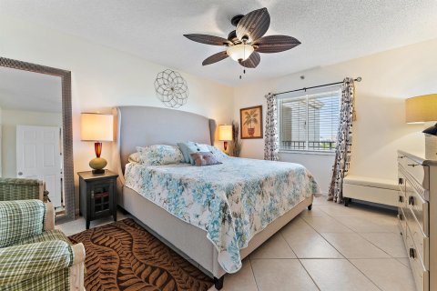 Condo in Jupiter, Florida, 1 bedroom  № 1116861 - photo 24