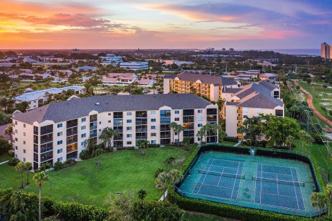 Condo in Jupiter, Florida, 1 bedroom  № 1116861 - photo 10