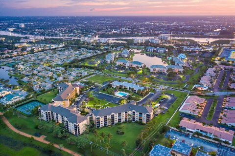 Condo in Jupiter, Florida, 1 bedroom  № 1116861 - photo 5