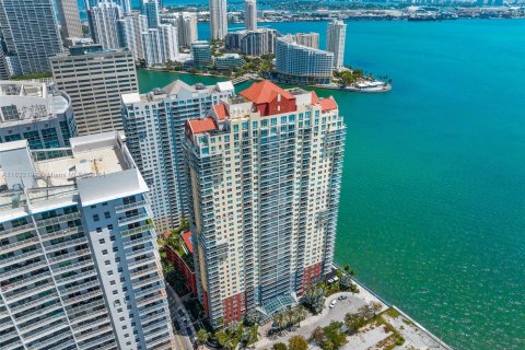 Condo in Miami, Florida, 1 bedroom  № 1294689 - photo 10