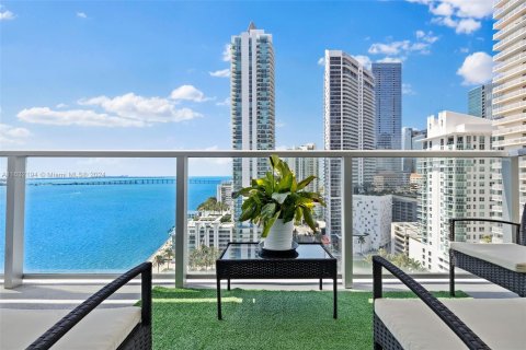 Condo in Miami, Florida, 1 bedroom  № 1294689 - photo 28