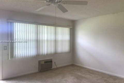 Condominio en venta en Pembroke Pines, Florida, 1 dormitorio, 63.64 m2 № 954281 - foto 7