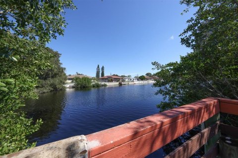 Villa ou maison à vendre à North Port, Floride: 3 chambres, 168.52 m2 № 1354950 - photo 7