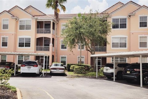 Condominio en venta en Orlando, Florida, 3 dormitorios, 130.81 m2 № 1156558 - foto 1