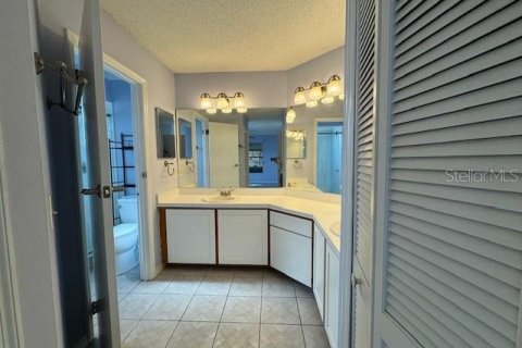 Villa ou maison à vendre à Deltona, Floride: 3 chambres, 120.59 m2 № 925860 - photo 16