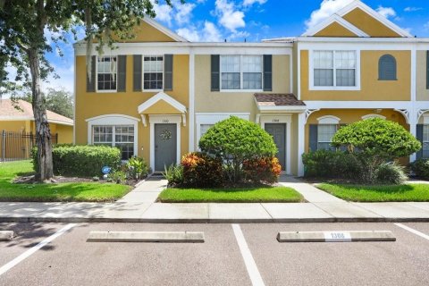 Adosado en venta en Wesley Chapel, Florida, 2 dormitorios, 110 m2 № 1342947 - foto 1