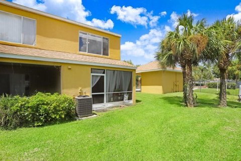 Adosado en venta en Wesley Chapel, Florida, 2 dormitorios, 110 m2 № 1342947 - foto 15