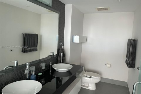 Condominio en venta en Miami, Florida, 2 dormitorios, 114.73 m2 № 1412176 - foto 11