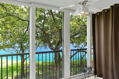 Condominio en venta en Pembroke Pines, Florida, 2 dormitorios, 112.13 m2 № 1236144 - foto 15