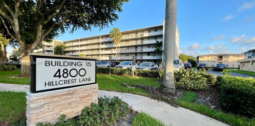 Condominio en Hollywood, Florida, 2 dormitorios  № 1236101