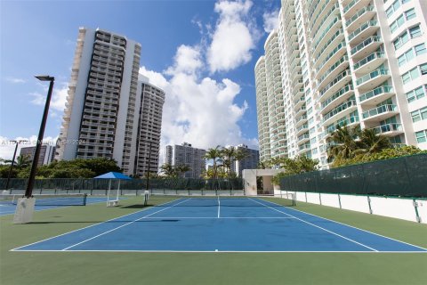 Condo in Aventura, Florida, 2 bedrooms  № 1236100 - photo 4