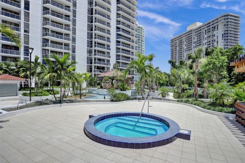 Copropriété à vendre à Aventura, Floride: 2 chambres, 144.93 m2 № 1236100 - photo 3