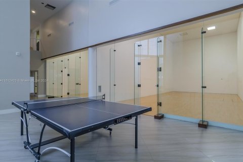 Condo in Aventura, Florida, 2 bedrooms  № 1236100 - photo 13