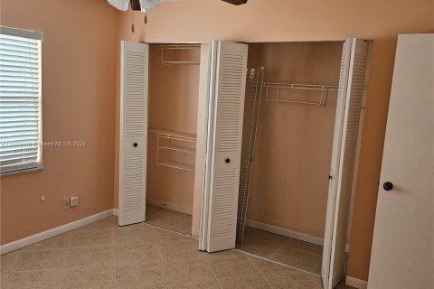 Copropriété à vendre à Sunrise, Floride: 2 chambres, 95.22 m2 № 1236143 - photo 12