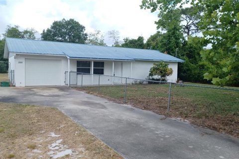 House in DeLand, Florida 3 bedrooms, 121.7 sq.m. № 1153276 - photo 3