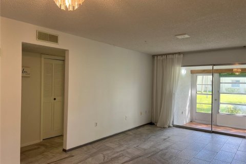 Copropriété à vendre à Largo, Floride: 2 chambres, 73.86 m2 № 1380022 - photo 15