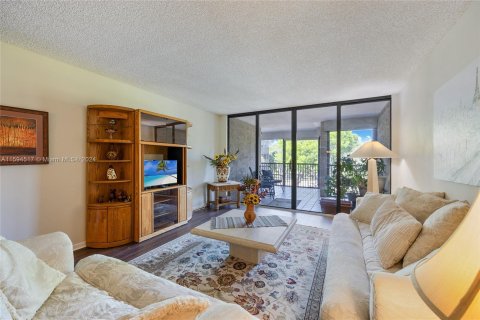 Condominio en venta en Hollywood, Florida, 2 dormitorios, 128.48 m2 № 1189019 - foto 1