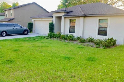 House in DeLand, Florida 3 bedrooms, 115.2 sq.m. № 1087291 - photo 2