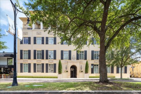 Copropriété à vendre à Winter Park, Floride: 3 chambres, 199.09 m2 № 1382871 - photo 1