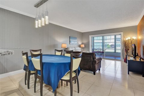 Copropriété à vendre à Lauderdale Lakes, Floride: 2 chambres, 87.7 m2 № 1237547 - photo 7