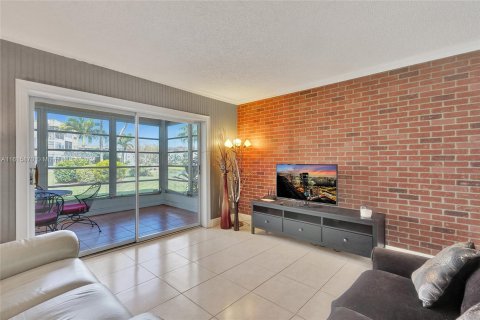 Copropriété à vendre à Lauderdale Lakes, Floride: 2 chambres, 87.7 m2 № 1237547 - photo 5