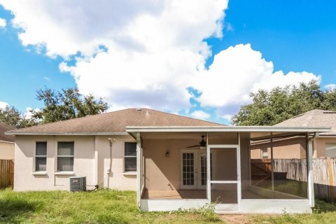 House in Valrico, Florida 3 bedrooms, 111.85 sq.m. № 1339796 - photo 15