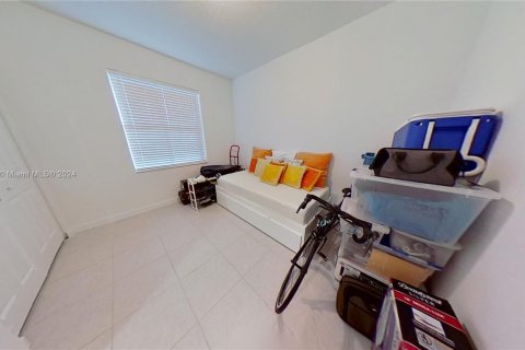 Adosado en venta en Homestead, Florida, 3 dormitorios, 123.37 m2 № 878393 - foto 13