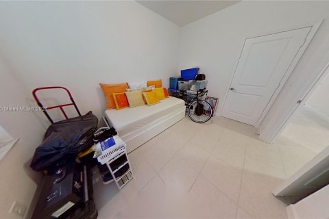 Townhouse in Homestead, Florida 3 bedrooms, 123.37 sq.m. № 878393 - photo 14