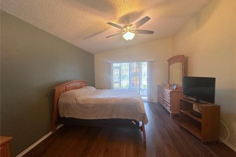 Condo in New Port Richey, Florida, 2 bedrooms  № 1133870 - photo 3
