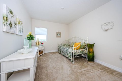 Condo in New Port Richey, Florida, 3 bedrooms  № 1133841 - photo 30