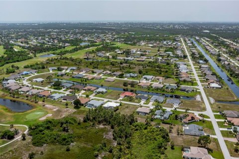 Terreno en venta en Rotonda, Florida № 1190758 - foto 11