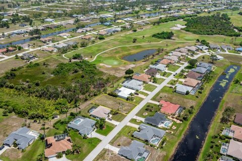 Terreno en venta en Rotonda, Florida № 1190758 - foto 17