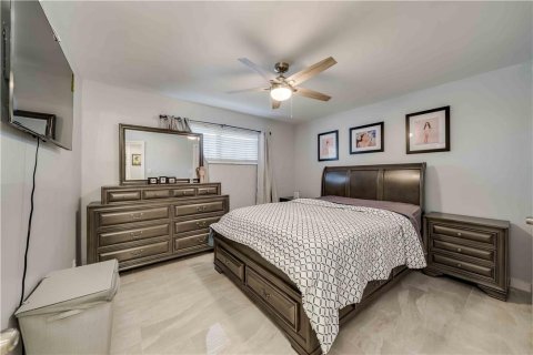 Condominio en venta en Pembroke Pines, Florida, 2 dormitorios, 108.7 m2 № 941301 - foto 11
