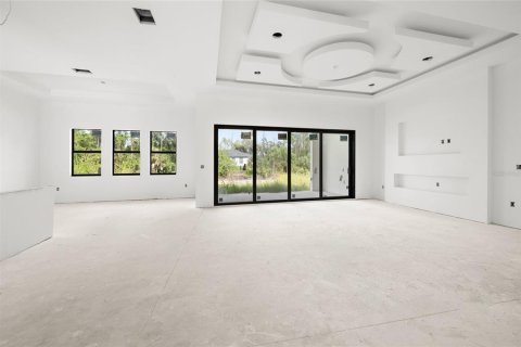 Villa ou maison à vendre à North Port, Floride: 4 chambres, 240.43 m2 № 1394485 - photo 7