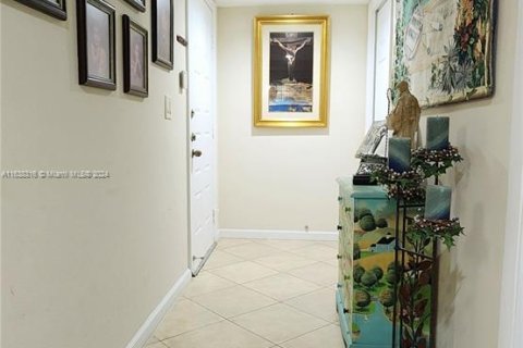 Copropriété à vendre à Weston, Floride: 2 chambres, 116.69 m2 № 1359008 - photo 5