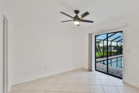 Casa en venta en Port Charlotte, Florida, 3 dormitorios, 165.09 m2 № 929084 - foto 29