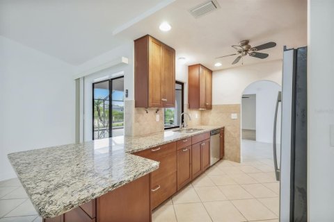 Casa en venta en Port Charlotte, Florida, 3 dormitorios, 165.09 m2 № 929084 - foto 15