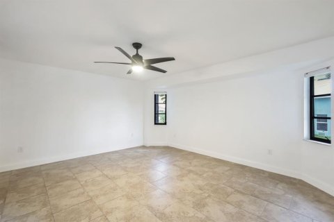 Casa en venta en Port Charlotte, Florida, 3 dormitorios, 165.09 m2 № 929084 - foto 23