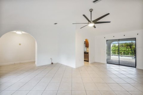 Casa en venta en Port Charlotte, Florida, 3 dormitorios, 165.09 m2 № 929084 - foto 10