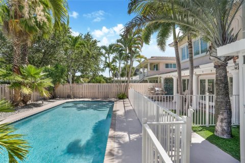 Condo in Fort Lauderdale, Florida, 1 bedroom  № 1332362 - photo 12