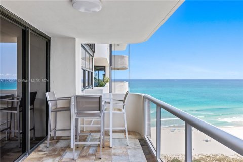 Copropriété à vendre à Miami Beach, Floride: 2 chambres, 140.28 m2 № 1186147 - photo 1