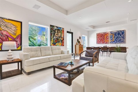 Villa ou maison à louer à Miami, Floride: 4 chambres, 353.03 m2 № 30533 - photo 26