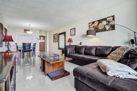 Copropriété à vendre à Hollywood, Floride: 1 chambre, 84.08 m2 № 1150742 - photo 19