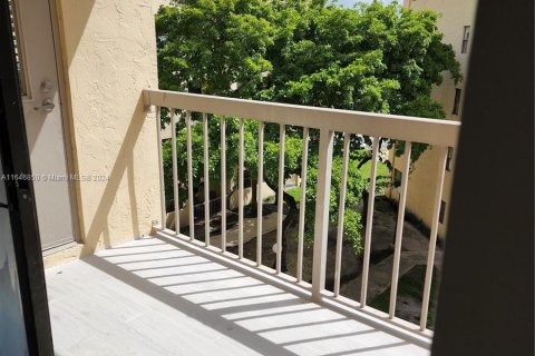 Condominio en alquiler en Doral, Florida, 2 dormitorios, 92.16 m2 № 1345063 - foto 30