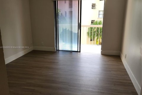 Copropriété à louer à Doral, Floride: 2 chambres, 92.16 m2 № 1345063 - photo 29