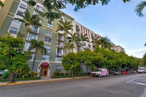 Condominio en venta en Hollywood, Florida, 1 dormitorio, 82.96 m2 № 1345064 - foto 10