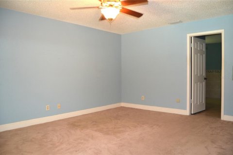 House in Tampa, Florida 4 bedrooms, 203.27 sq.m. № 1133838 - photo 19