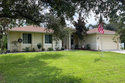 Villa ou maison à vendre à Port Charlotte, Floride: 3 chambres, 205.96 m2 № 1373327 - photo 1